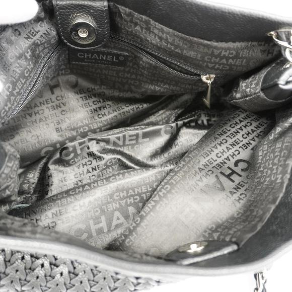 Chanel Shoulder Bag Chain Caviar Skin Black Women's - Picture 4 of 10